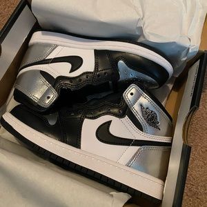 Jordan 1 Silver Toe